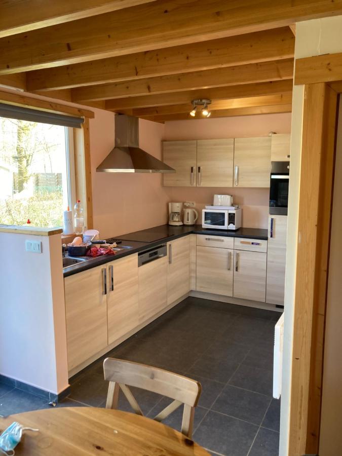 Bungalow Froid-Chapelle Eksteriør billede